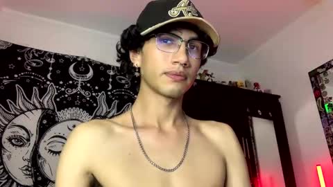 Oliver fast online show from 11-19-25, 06:35