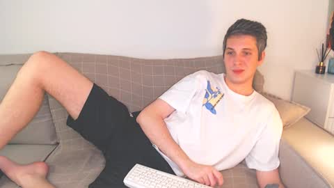 Snapshot of oliver_hort chatting on 12-02-24, 09:39 Oliver online show from 12-02-24, 09:39