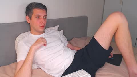 Oliver online show from 11-10-25, 03:33