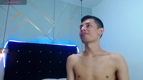 Oliver  Smith online show from 01-20-25, 09:43