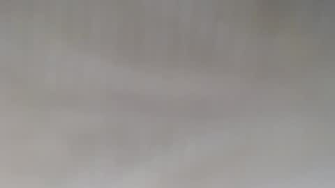 oliver_laid_2023 online show from 10-18-25, 09:37