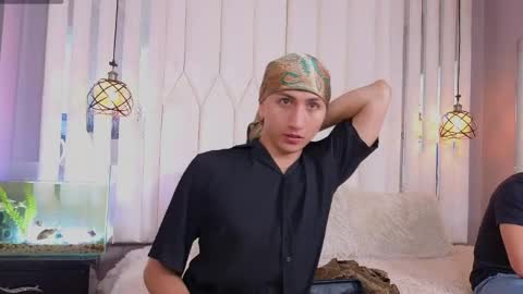 oliver mr  online show from 04-26-26, 03:59