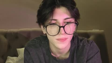 oliver online show from 02-12-26, 07:42