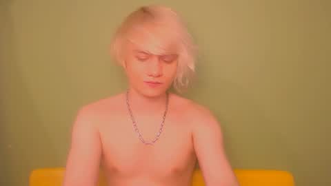 Oliver online show from 03-11-25, 01:37