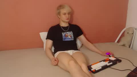 Oliver online show from 03-21-26, 12:48