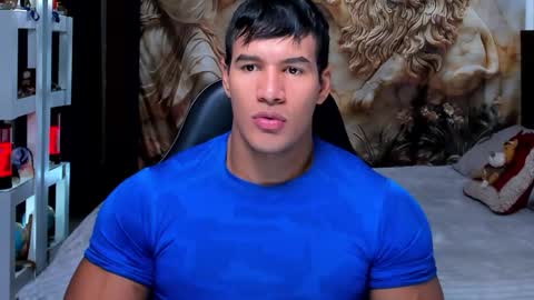 oliver_tommy online show from 11-08-25, 01:22