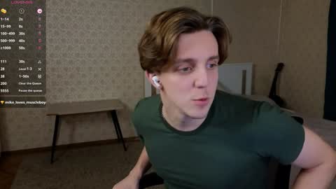 Oliver Evans online show from 12-06-24, 01:07