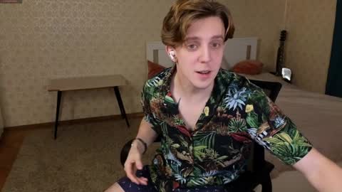 Oliver Evans online show from 12-07-24, 01:03