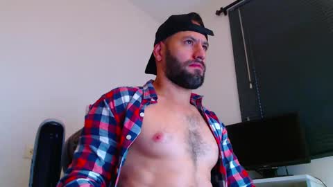 oliver online show from 01-09-26, 03:59