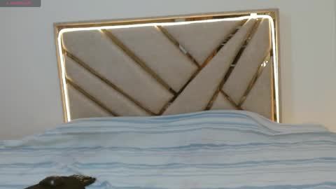 oliver saint online show from 03-22-26, 01:25