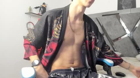 oliverthompson_01 online show from 12-03-24, 05:42