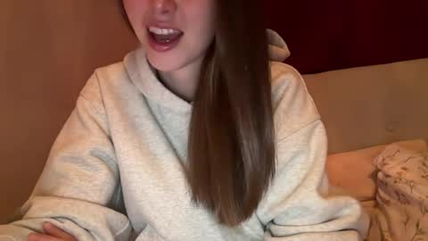 olivia2739 online show from 05-27-26, 03:14