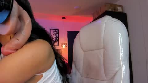 Olivia online show from 02-01-25, 10:26