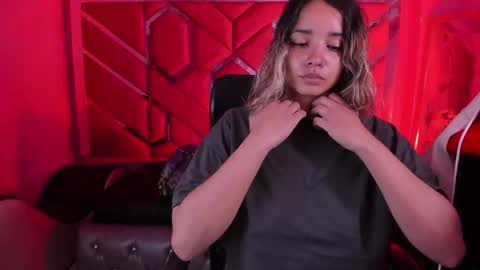  OLIVIA  online show from 02-15-26, 03:58