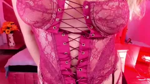  OLIVIA  online show from 04-26-26, 03:48