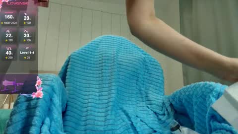 Olivia Hi guys Follow me  online show from 02-03-26, 12:42