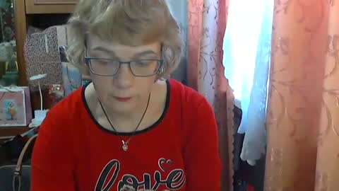 Olivia Mia online show from 03-12-26, 08:20