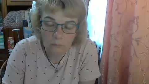 Snapshot of olivia_mia25 chatting on 05-06-26, 07:35 Olivia Mia online show from 05-06-26, 07:35