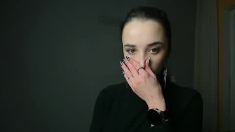 Olivia online show from 01-17-25, 06:44