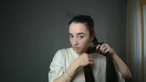 Olivia online show from 01-30-25, 08:11