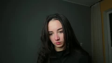 Olivia online show from 02-11-25, 09:46