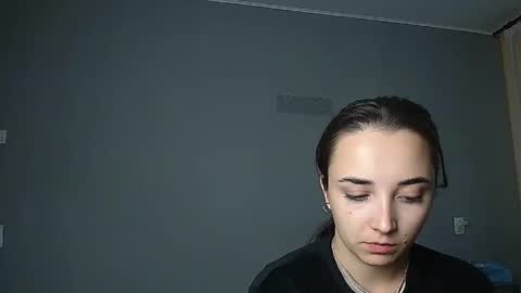 Olivia online show from 09-22-25, 02:41