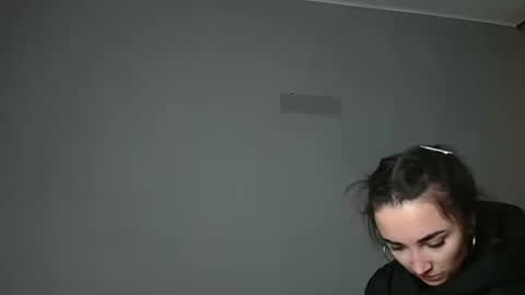 Olivia online show from 12-04-25, 11:08