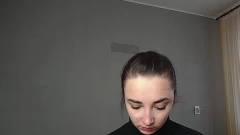 Olivia online show from 03-21-26, 09:47