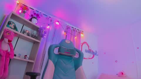 Snapshot of olivia_pretty_ chatting on 02-07-25, 01:15 olivia_pretty_ online show from 02-07-25, 01:15