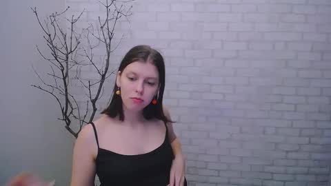 Olivia online show from 01-11-25, 02:15