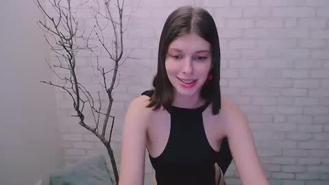 Olivia online show from 01-24-25, 05:11