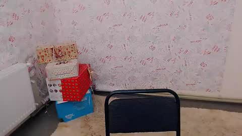 Olivia online show from 02-20-25, 04:46