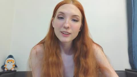 Snapshot of olivia_rid chatting on 12-11-24, 10:27 OLIVIA online show from 12-11-24, 10:27