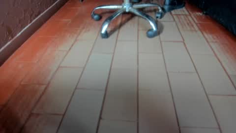 Snapshot of olivia_seex chatting on 01-13-25, 12:45 online show from 01-13-25, 12:45