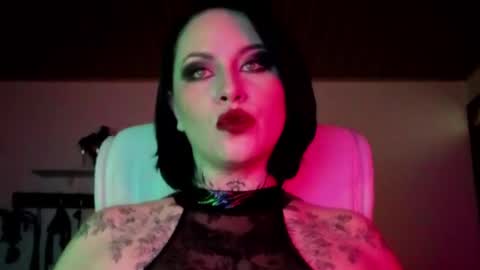 Snapshot of olivia_seex chatting on 10-03-25, 03:14 online show from 10-03-25, 03:14