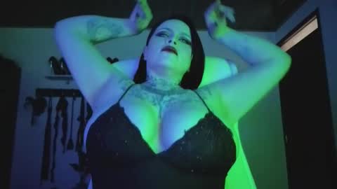 Snapshot of olivia_seex chatting on 11-13-25, 01:21 online show from 11-13-25, 01:21