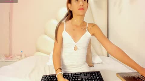 Olivia online show from 02-16-25, 09:27