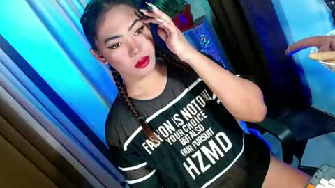 Snapshot of olivia_the_temptress27 chatting on 09-20-25, 08:15 Miss OLIVIA online show from 09-20-25, 08:15