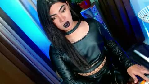 Snapshot of olivia_the_temptress27 chatting on 09-24-25, 06:33 Miss OLIVIA online show from 09-24-25, 06:33