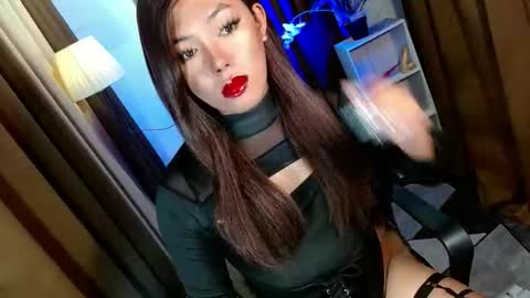 Snapshot of olivia_the_temptress27 chatting on 12-01-25, 05:29 Miss OLIVIA online show from 12-01-25, 05:29