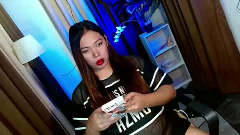 Snapshot of olivia_the_temptress27 chatting on 12-04-25, 10:02 Miss OLIVIA online show from 12-04-25, 10:02