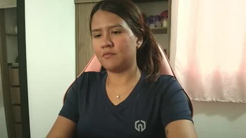 Olivia online show from 10-21-25, 02:18