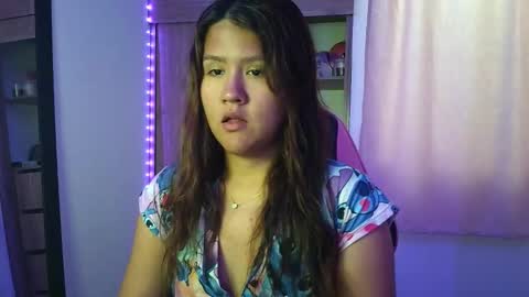 Olivia online show from 10-26-25, 07:09