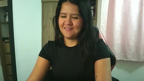 Olivia online show from 12-05-25, 01:20