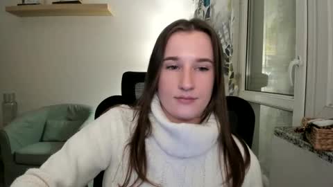 Snapshot of oliviaaa2003 chatting on 01-04-25, 09:52 Oliwiaa2004 online show from 01-04-25, 09:52