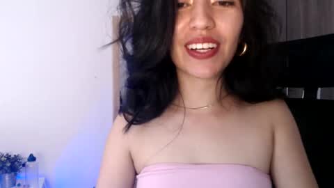 oliviaaa__ online show from 12-28-24, 03:37