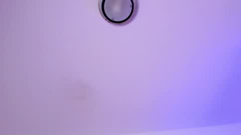 Snapshot of oliviabrady1 chatting on 02-18-25, 01:43 OLIVIA online show from 02-18-25, 01:43
