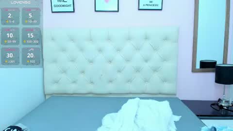 Olivia Burning online show from 07-15-26, 07:41