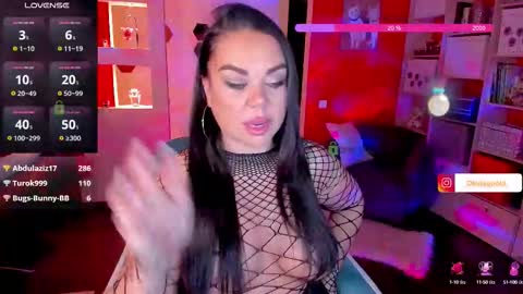 Snapshot of oliviagoold chatting on 10-10-25, 09:25 Oliviagoold online show from 10-10-25, 09:25