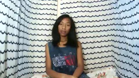 oliviah27 online show from 11-14-25, 09:57